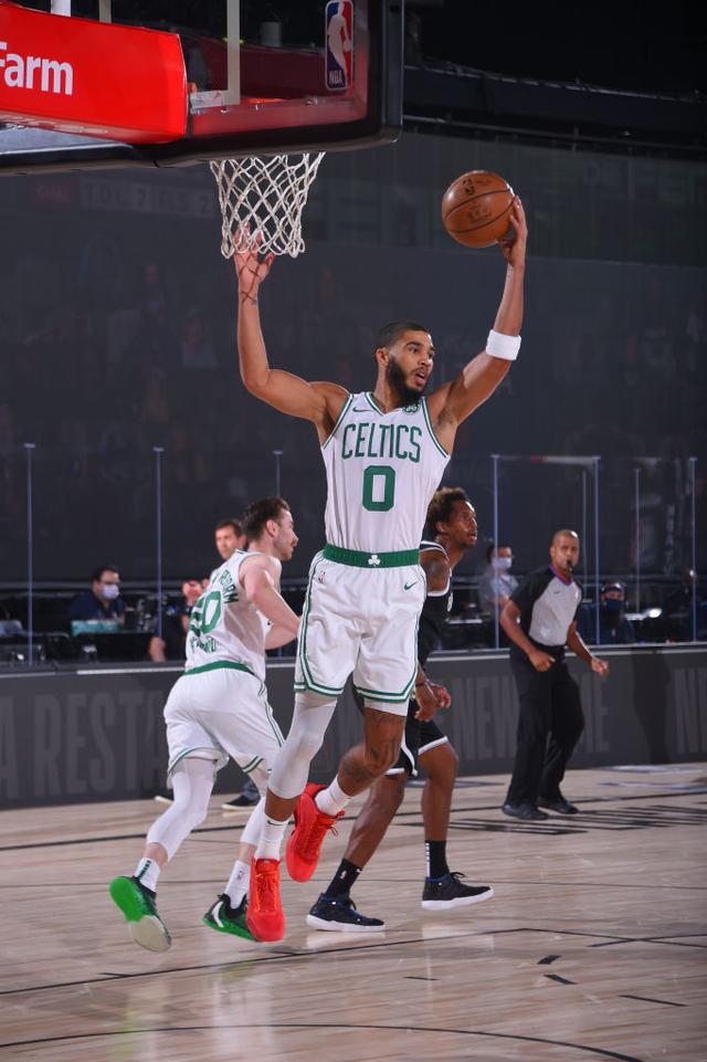 了一个滑稽 了一个滑稽